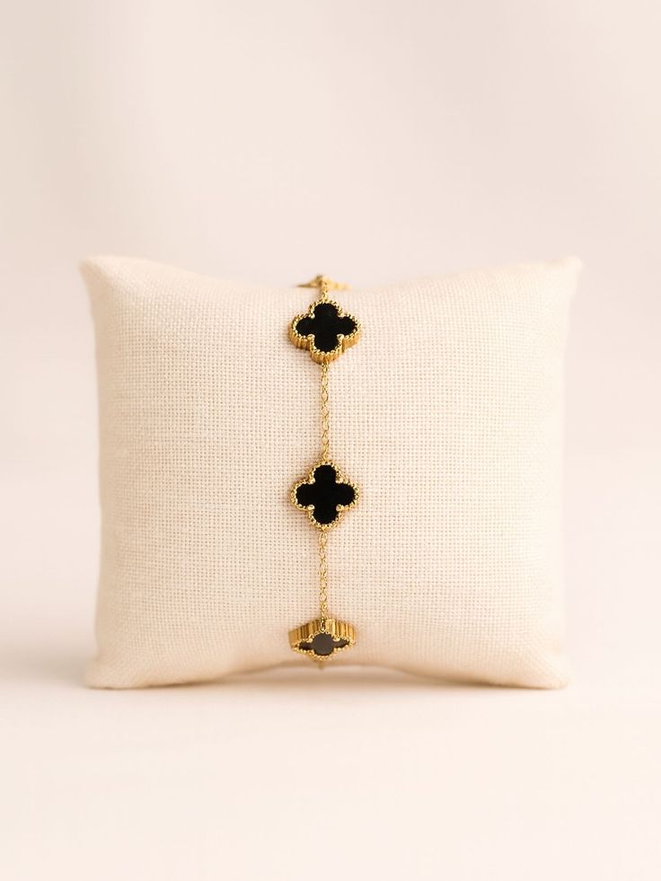 Black Clover Pendant Necklace